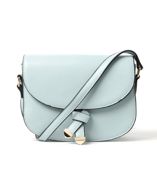 PLAIN CLOTHING（プレーンクロージング）の「Fレザーラウンドショルダーバッグ【PLAIN CLOTHING】（ショルダーバッグ・レディース・ベージュ/ブラック/アイボリー/ライトブルー・FREE）」の9枚目の写真