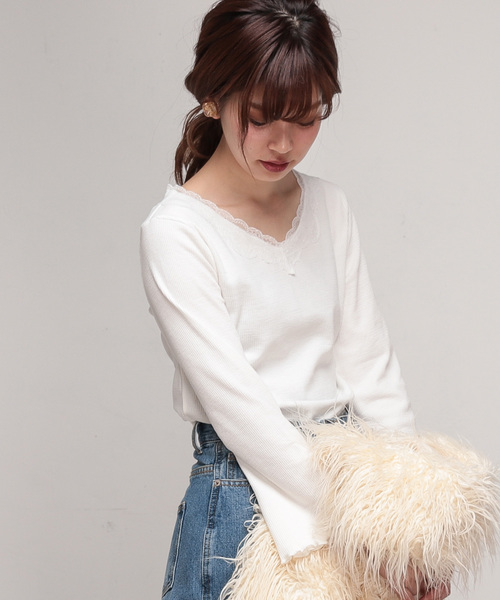 natural couture(ナチュラルクチュール)の「衿レースワッフルプルオーバー(Tシャツ/カットソー・レディース・オフホワイト/キャメル/レッド/ブラック・FREE)」の6枚目の写真