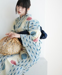 utatane（ウタタネ）の「浴衣3点セット 綿麻 紺色の麻の葉と鞠（浴衣