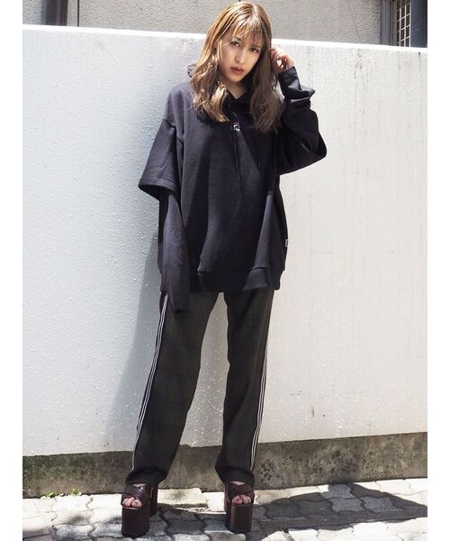 EMODA（エモダ）の「ハイヒールコンビシューズ（サンダル・レディース・ブラック/パープル/ブラウン・SMALL/MEDIUM/LARGE）」の6枚目の写真