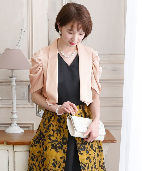 PourVous（プールヴー）の「ギャザースリーブ ボレロ 結婚式対応 オケージョン （テーラードジャケット・レディース・ベージュ/ブラック・L/M）」の15枚目の写真