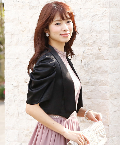 PourVous（プールヴー）の「ギャザースリーブ ボレロ 結婚式対応 オケージョン （テーラードジャケット・レディース・ベージュ/ブラック・L/M）」の4枚目の写真