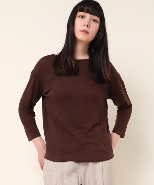RNA-N（アールエヌエーエヌ）の「M1154 リネン天竺七分袖TEE（Tシャツ/カットソー・レディース・パープル/ブラウン/オフホワイト・MEDIUM）」の2枚目の写真