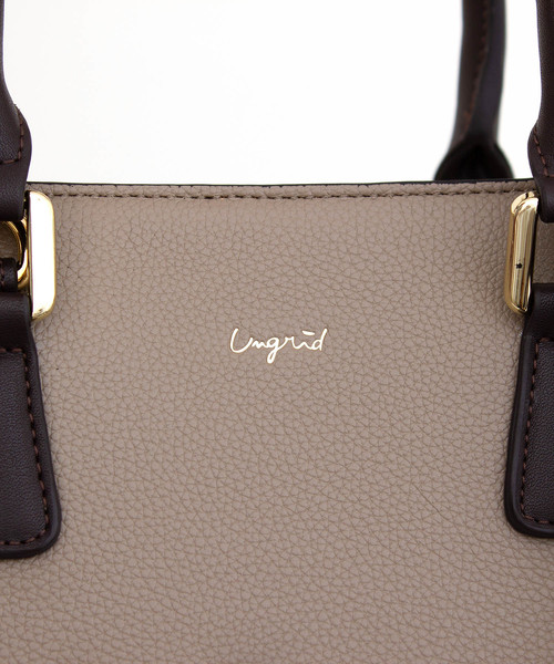 Ungrid(アングリッド)の「【Ungrid/アングリッド】 スカーフ付カラーコンビアオリスクエアバッグ(トートバッグ・レディース・ブラック/ブルー/ベージュ系その他/キャメル・FREE)」の6枚目の写真