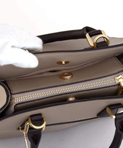 Ungrid(アングリッド)の「【Ungrid/アングリッド】 スカーフ付カラーコンビアオリスクエアバッグ(トートバッグ・レディース・ブラック/ブルー/ベージュ系その他/キャメル・FREE)」の21枚目の写真