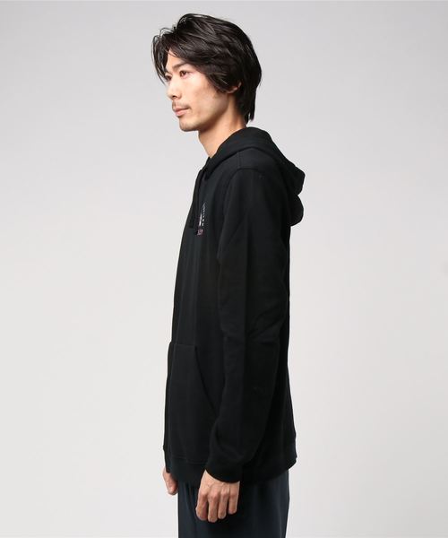Hurley (ハーレー)の「M THROUGH THE NIGHT PRINT MIX / メンズ ハーレー プルオーバー パーカー / バックプリント ストリートファッション(パーカー・メンズ・ブラック/ネイビー/クリーム・SMALL/MEDIUM/LARGE)」の4枚目の写真