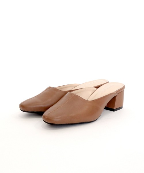 archives(アルシーヴ)の「スクエアートゥミュール(サンダル・レディース・モカ/アイボリー/ブラック・MEDIUM/LARGE)」の3枚目の写真