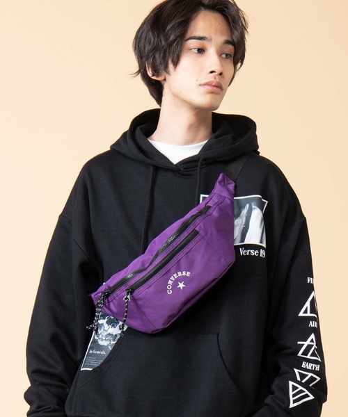CONVERSE（コンバース）の「∴WEGO/CONVERSE 別注アーチロゴウエストバッグ（ボディバッグ/ウエストポーチ・メンズ・ベージュ/ライトピンク/ライトパープル/レッド/パープル/ブラック/ホワイト・FREE）」の14枚目の写真