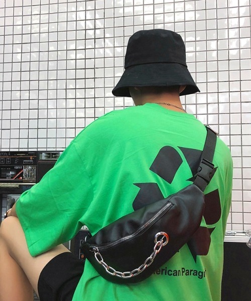 neos(ネオス)の「【neos -addictive design-】チェーンデザイン ボディバッグ(ボディバッグ/ウエストポーチ・メンズ・ブラック・FREE)」の7枚目の写真