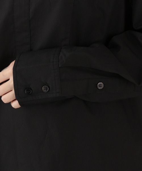 LOWRYS FARM（ローリーズファーム）の「バックスリットドレスシャツ　895051（シャツ/ブラウス・レディース・ブラック/グリーン/オフホワイト・FREE）」の12枚目の写真