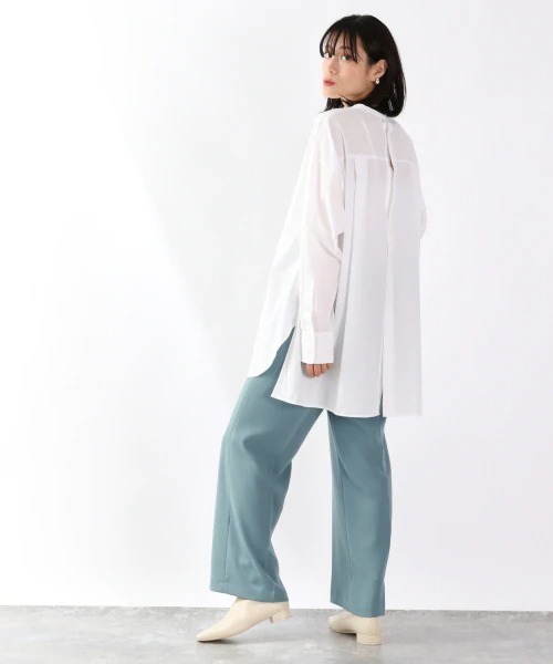 LOWRYS FARM（ローリーズファーム）の「バックスリットドレスシャツ　895051（シャツ/ブラウス・レディース・ブラック/グリーン/オフホワイト・FREE）」の17枚目の写真