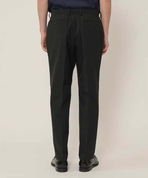 KASHIYAMA（カシヤマ）の「＜ウォッシャブル＞強撥水4WAYストレッチノータックスリムテーパードパンツ（チノパンツ・メンズ・ネイビー/ブラック/カーキ/ブラウン・マルチサイズ）」の10枚目の写真