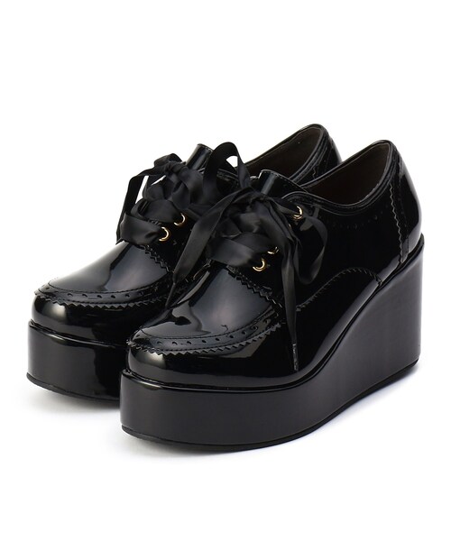 cs T&P(シーエスティーアンドピー)の「サテンリボンマニッシュ厚底(パンプス・レディース・ブラック系1・S/M/L/LL)」の2枚目の写真