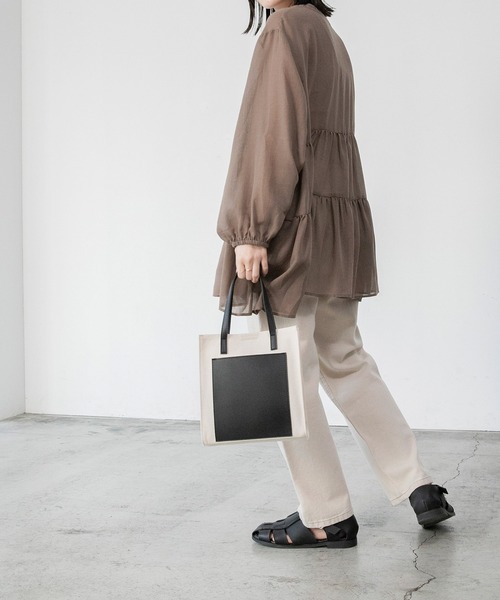 BONLECILL（ボンルシール）の「ふんわりガーゼ ティアードブラウス（シャツ/ブラウス・レディース・チャコールグレー/ベージュ/ブラウン/サックスブルー/グリーン/アイボリー・FREE）」の13枚目の写真