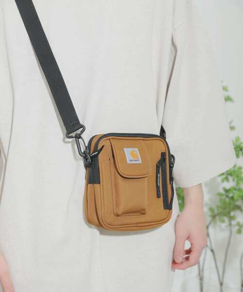 Carhartt（カーハート）の「carhartt　ESSENTIALSBAG S（ショルダーバッグ・メンズ・カーキ/ブラック/ブラウン・ONE）」の4枚目の写真