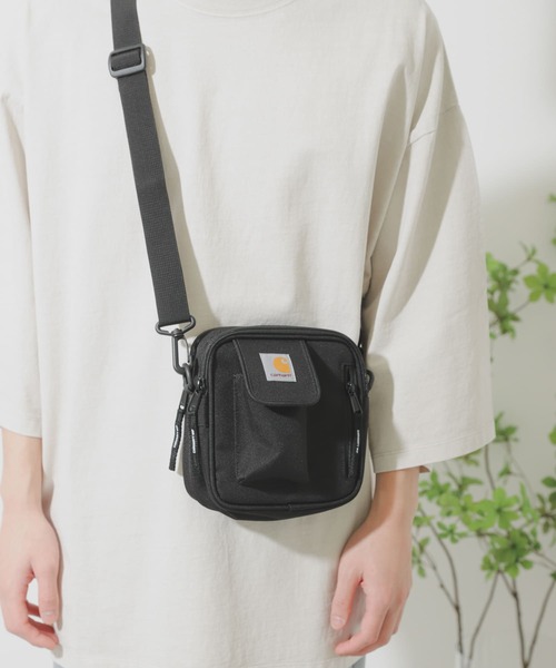 Carhartt（カーハート）の「carhartt　ESSENTIALSBAG S（ショルダーバッグ・メンズ・カーキ/ブラック/ブラウン・ONE）」の9枚目の写真