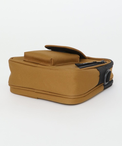 Carhartt（カーハート）の「carhartt　ESSENTIALSBAG S（ショルダーバッグ・メンズ・カーキ/ブラック/ブラウン・ONE）」の15枚目の写真
