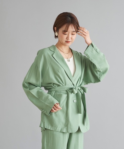 DouDou(ドゥドゥ)の「【WEB限定】ジャケット+パンツ セットアップ(セットアップ・レディース・ベージュ/グリーン/ネイビー・FREE)」の6枚目の写真