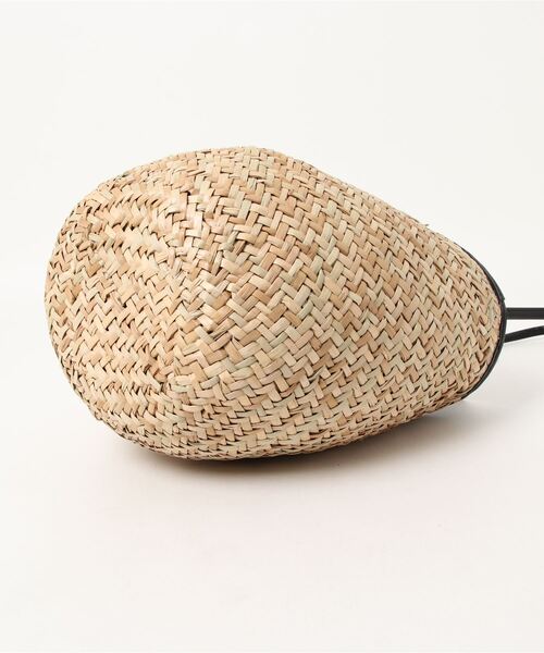 Laugoa(ラウゴア)の「LAUGOA ラウンドバスケットバッグ(ショルダーバッグ・レディース・ブラック・FREE)」の11枚目の写真