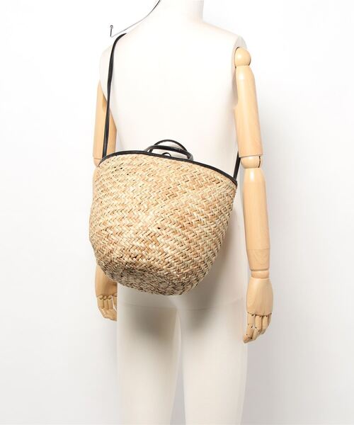 Laugoa(ラウゴア)の「LAUGOA ラウンドバスケットバッグ(ショルダーバッグ・レディース・ブラック・FREE)」の7枚目の写真