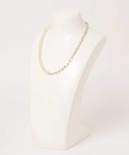 CIAOPANIC（チャオパニック）の「パール×チェーンネックレス（ネックレス・レディース・オフホワイト・FREE）」の2枚目の写真