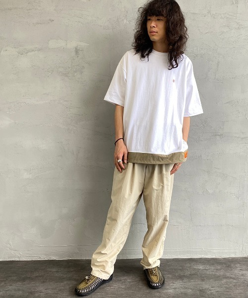 UNIVERSAL OVERALL（ユニバーサルオーバーオール）の「[UNIVERSAL OVERALL/ユニバーサルオーバーオール] 別注  バイカラー ビッグシルエットTシャツ（Tシャツ/カットソー・レディース・グレー/ホワイト/ブラック/ベージュ・L/S/M）」の10枚目の写真