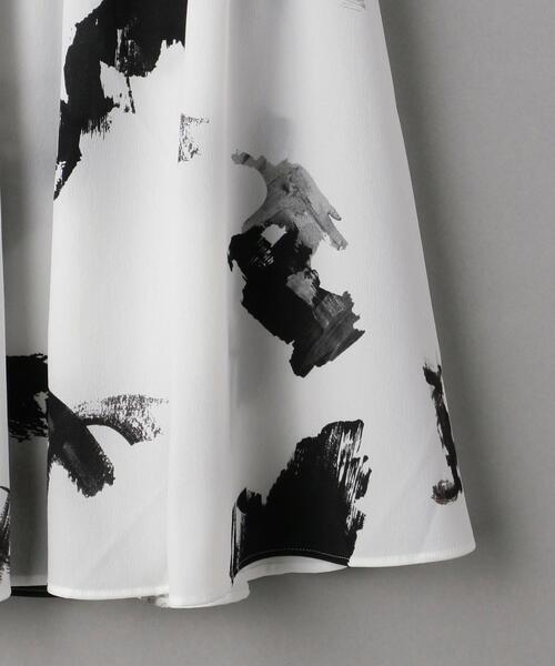 BEAUTY&YOUTH UNITED ARROWS（ビューティーアンドユースユナイテッドアローズ）の「BY プリントティアードスカート -ウォッシャブル-（スカート・レディース・ブラック/ダークグレー・FREE）」の15枚目の写真