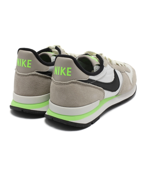NIKE（ナイキ）の「ウィメンズ ナイキ インターナショナリスト NIKE WMNS INTER NATIONALIST 629684-007（スニーカー・レディース・ホワイト・24cm/24.5cm/23cm/23.5cm）」の4枚目の写真