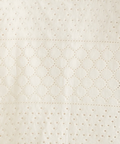 studio CLIP(スタディオクリップ)の「パッチワーク風羽織りブラウス(シャツ/ブラウス・レディース・オフホワイト/ブラック/ライトベージュ・MEDIUM/LARGE)」の11枚目の写真