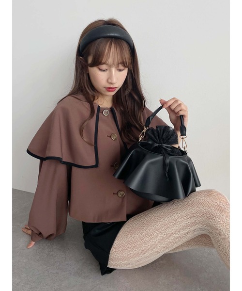 Honey Salon（ハニーサロン）の「ボリュームスリーブビッグカラージャケット（トレンチコート・レディース・アイボリー/ブラウン・FREE）」の7枚目の写真