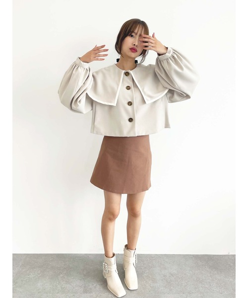 Honey Salon（ハニーサロン）の「ボリュームスリーブビッグカラージャケット（トレンチコート・レディース・アイボリー/ブラウン・FREE）」の13枚目の写真