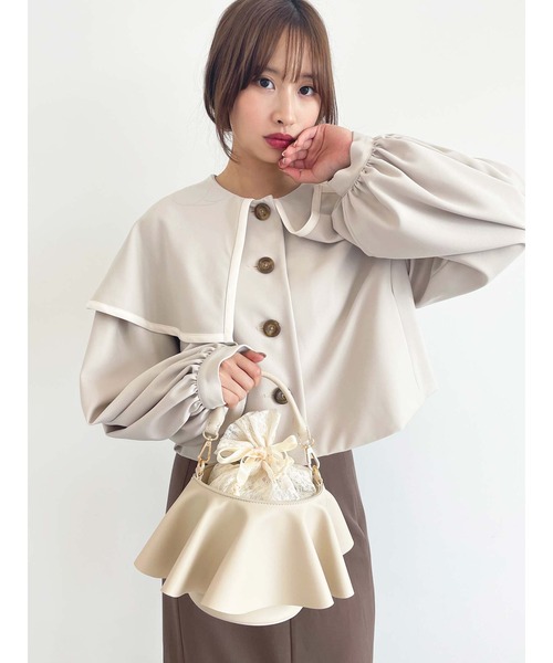 Honey Salon（ハニーサロン）の「ボリュームスリーブビッグカラージャケット（トレンチコート・レディース・アイボリー/ブラウン・FREE）」の17枚目の写真