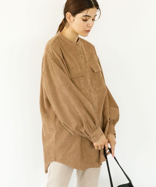 koe（コエ）の「コーデュロイシャツチュニック*（シャツ/ブラウス・レディース・ブラック/ベージュ/グリーン/アイボリー・FREE）」の4枚目の写真