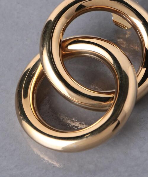 Laura Lombardi（ローラロンバルディ）の「＜LAURA LOMBARDI（ローラ ロンバルディ）＞INTERLOCK ピアス（ピアス（両耳用）・レディース・ゴールド・FREE）」の4枚目の写真