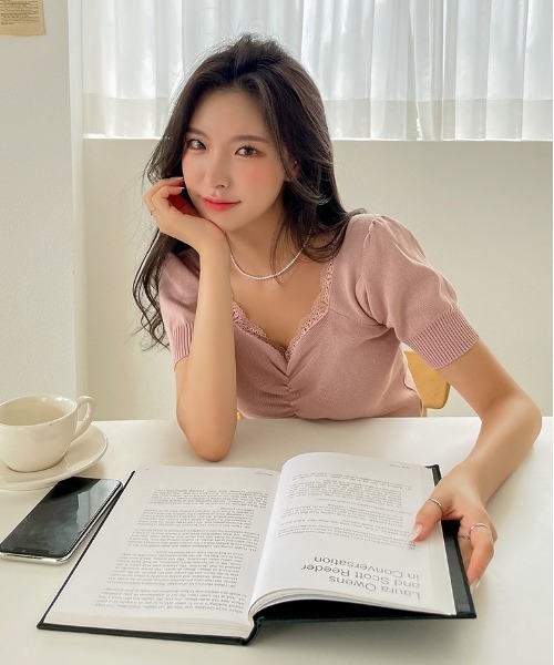 chuu（チュー）の「CHUU レースハートシャーリングTシャツ（Tシャツ/カットソー・レディース・ピンク/イエロー/アイボリー/バイオレット・FREE）」の19枚目の写真