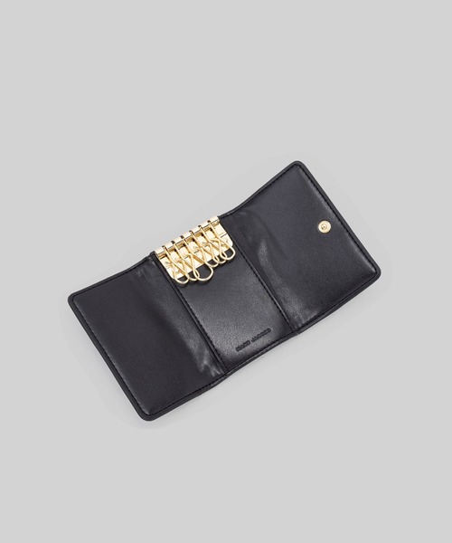 MARC JACOBS（マークジェイコブス）の「THE GLAM SHOT KEY CASE/ザ グラム ショット キーケース（キーケース/キーアクセサリー・レディース・ブラック/ベージュ系その他3・ONE SIZE）」の5枚目の写真