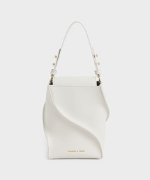 CHARLES & KEITH | スカルプチャー バケットバッグ /  Sculptural Bucket Bag(ショルダーバッグ)