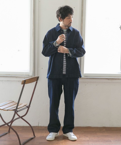 URBAN RESEARCH DOORS（アーバンリサーチドアーズ）の「デニムボックスシャツジャケット（デニムジャケット・メンズ・インディゴブルー/ブラック・40/38）」の9枚目の写真