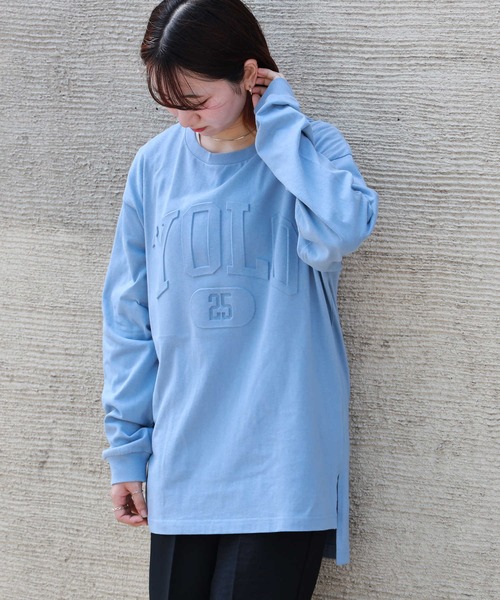 HONEYSUCKLE ROSE（ハニーサックルローズ）の「【HONEYSUCKLE ROSE】カレッジエンボスロゴロンＴ（Tシャツ/カットソー・レディース・ホワイト/オフホワイト/オリーブ/ブルー/ダークグレー/ライトベージュ・M/L）」の21枚目の写真