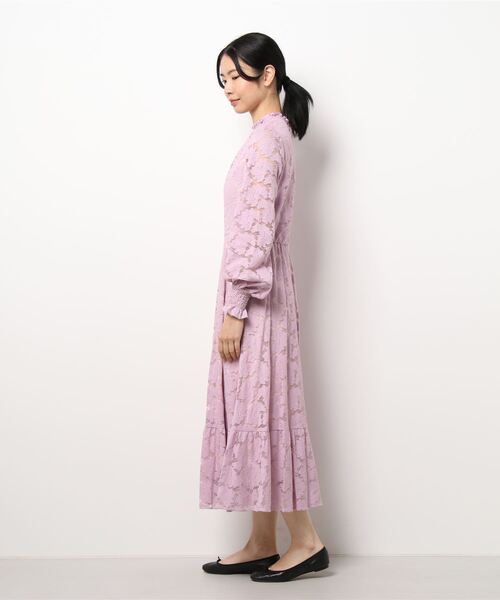 troisiemeCHACO（トロワズィエムチャコ）の「【chaco】シャーリングがポイント♪総レースワンピース（ドレス・レディース・ミント/ブラック/ピンク・9号）」の5枚目の写真