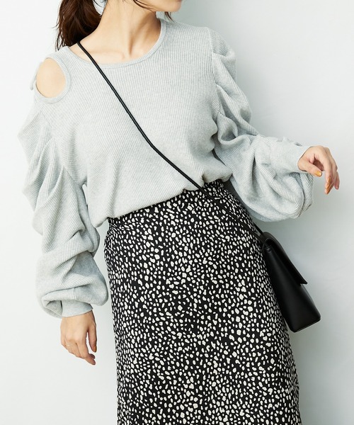 AZUL ENCANTO(アズールエンカント)の「デザインリブニット(ニット/セーター・レディース・ブラック/ダークグレー/杢グレー・FREE)」の3枚目の写真