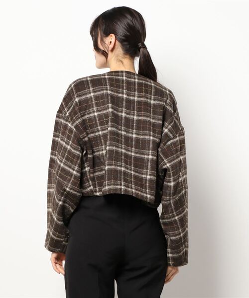 ulu（ウル）の「Shaggy check cocoon short jacket（ノーカラージャケット・レディース・ブラウン/ブラック・FREE）」の9枚目の写真