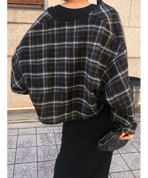 ulu（ウル）の「Shaggy check cocoon short jacket（ノーカラージャケット・レディース・ブラウン/ブラック・FREE）」の13枚目の写真