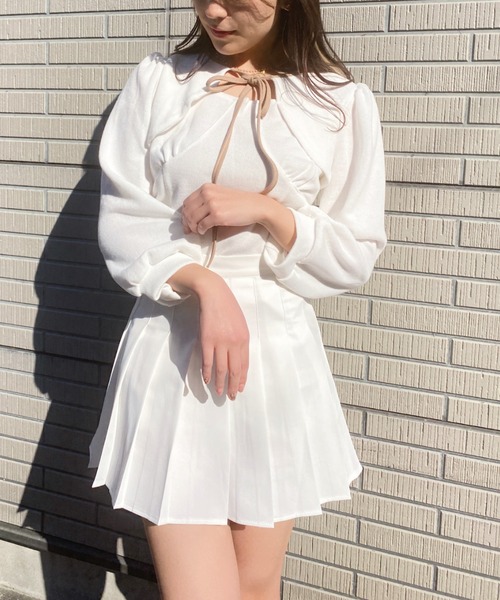 Loueme(ルエム)の「レイヤードデザイン配色リボントップス(ニット/セーター・レディース・ホワイト/ベージュ/ブラウン・FREE)」の7枚目の写真