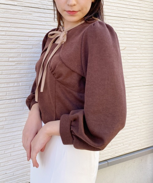Loueme(ルエム)の「レイヤードデザイン配色リボントップス(ニット/セーター・レディース・ホワイト/ベージュ/ブラウン・FREE)」の12枚目の写真
