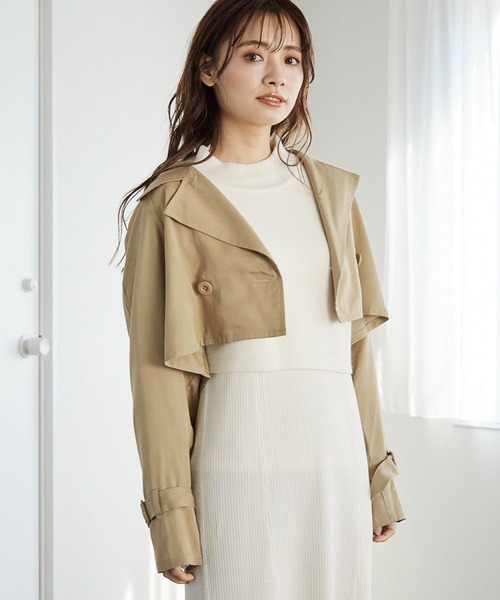 mysty woman（ミスティウーマン）の「3通りの着こなしを楽しめてお得♪　2Pセットトレンチコート 263017（トレンチコート・レディース・ブラック/ベージュ/ライトベージュ・FREE）」の4枚目の写真