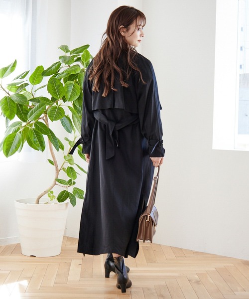 mysty woman（ミスティウーマン）の「3通りの着こなしを楽しめてお得♪　2Pセットトレンチコート 263017（トレンチコート・レディース・ブラック/ベージュ/ライトベージュ・FREE）」の15枚目の写真