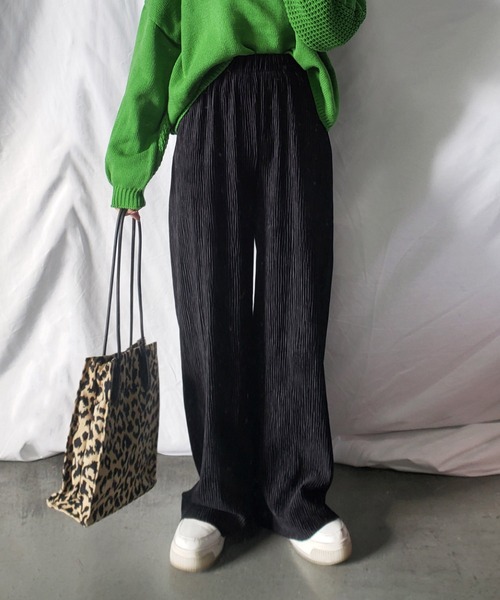 me+em select（ミームセレクト）の「楊柳ベロアハイウエストストレートワイドパンツ（その他パンツ・レディース・ブラック/ブラウン/グレー/アイボリー・MEDIUM/LARGE）」の19枚目の写真