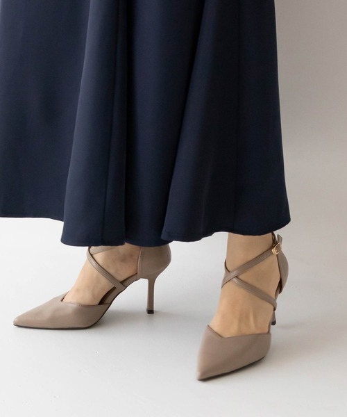 RANDA(ランダ)の「ソフト クロスストラップセパレートパンプス(パンプス・レディース・ブラック/イエロー/ブルー/アイボリー/グレイッシュベージュ/ミント/ピンク/ブラウン/ピンク系その他・LL/S/M/L/SS)」の4枚目の写真