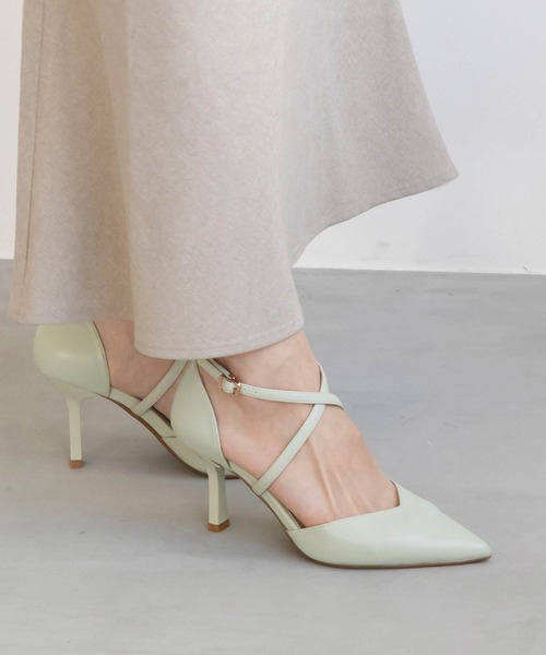 RANDA(ランダ)の「ソフト クロスストラップセパレートパンプス(パンプス・レディース・ブラック/イエロー/ブルー/アイボリー/グレイッシュベージュ/ミント/ピンク/ブラウン/ピンク系その他・LL/S/M/L/SS)」の5枚目の写真